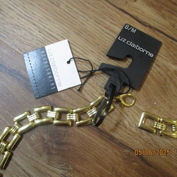 LIZ CLAIBORNE Chain Belt Gold tone S/M 38" long NWT Vintage - Picture 3 of 3